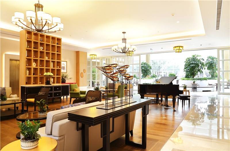 的阿尔茨海默病养老社区？太保家园和北京市丰台区养合【2026最新】AG真人平台app老人身体硬朗就是脑子糊涂关不住北京有哪些带大花园(图2)