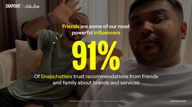 天：距离中国7000公里遍地黄金与荆棘AG真人中国我在最土豪的游戏市场待了3(图2)