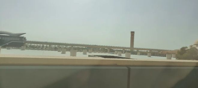 天：距离中国7000公里遍地黄金与荆棘AG真人中国我在最土豪的游戏市场待了3(图33)